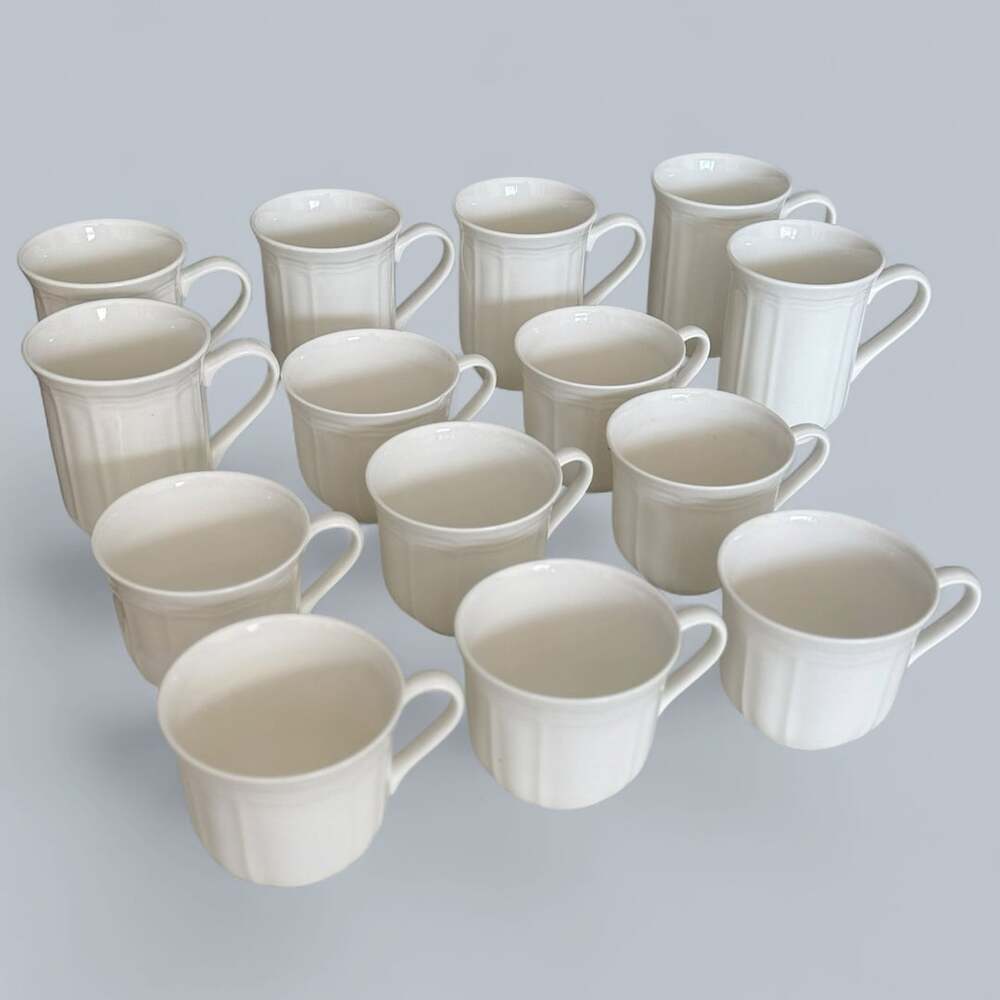 Mikasa Ultima+ Antique White HK 400 Fine China Coffee Mugs Set